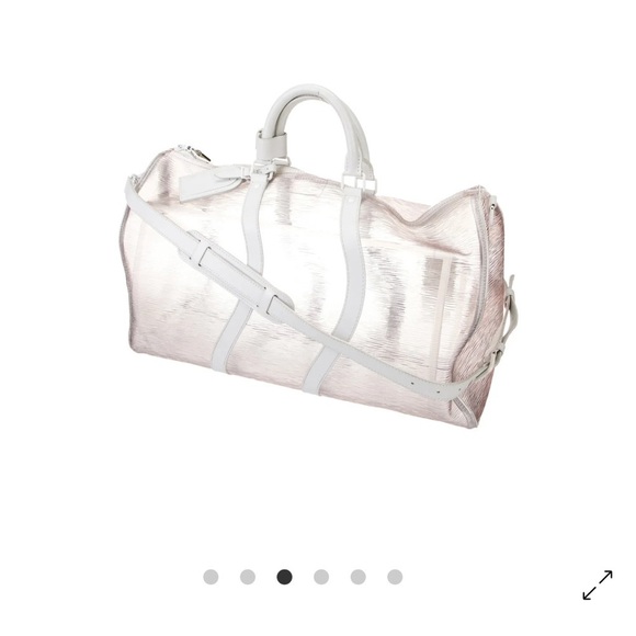 Louis Vuitton
PVC Epi Plage Wavy Keepall Bandouliére Shoulder Bag - Picture 3 of 13